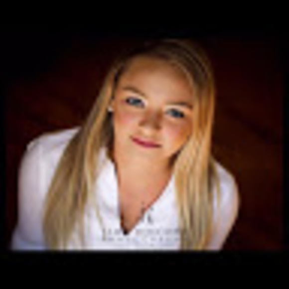 Meet your Posher, Mackinlee - Picture 1 of 1